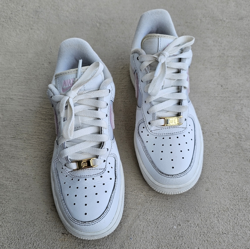 Nike  Air Force 1 Chenille Swoosh Sneakers - Picture 4 of 12